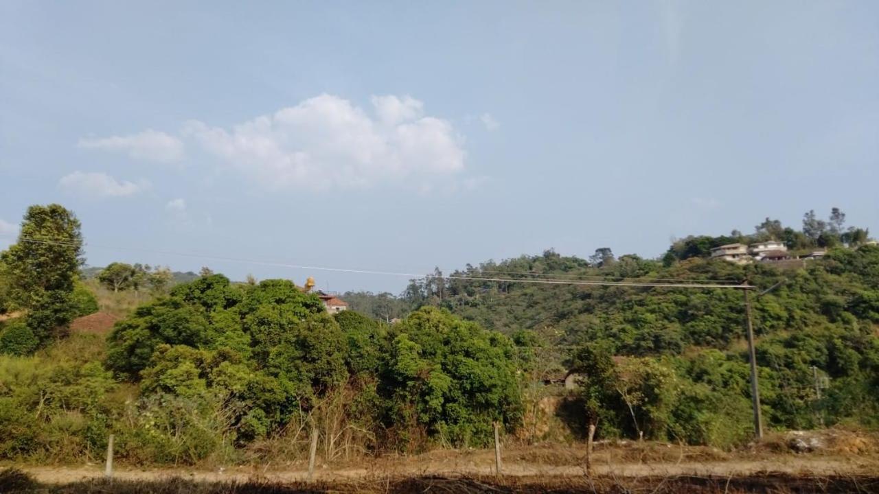 Snowdrop Inn Coorg Madikeri Kültér fotó